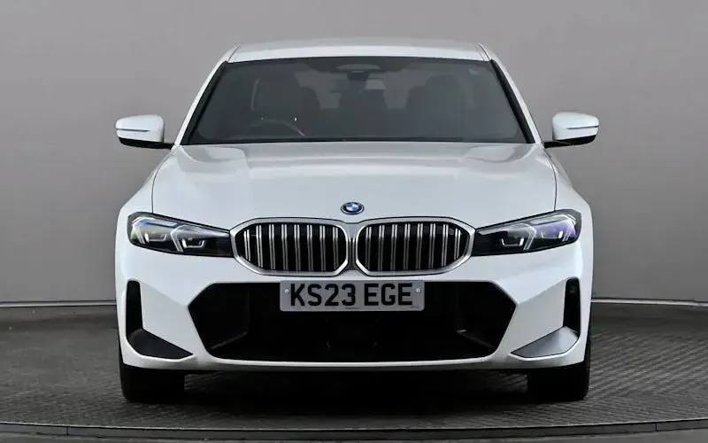 Used BMW 330e M Sport 292 HP (214 kW) 2023 White Sedan