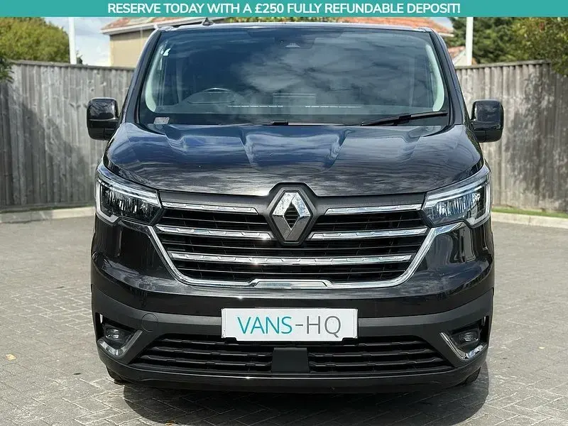 Used Renault Trafic 2024 Jet black
