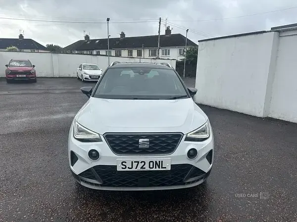 Used Seat Arona FR 110 HP (80 kW) 2023 White SUV