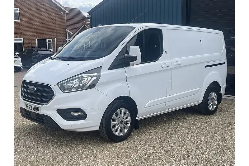 Used Ford Transit Custom Limited 130 HP (95 kW) 2022 Frozen white (solid paint) Van
