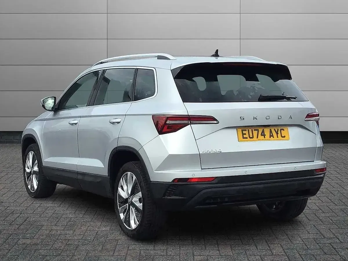 Used Skoda Karoq SE L 110 HP (80 kW) 2024 Brilliant silver metallic SUV