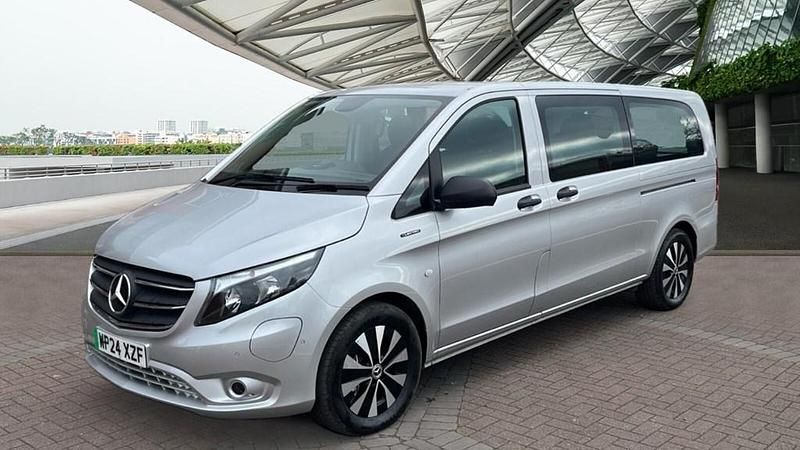 Used Mercedes e-Vito Premium 150 kW (204 HP) 2024 MPV
