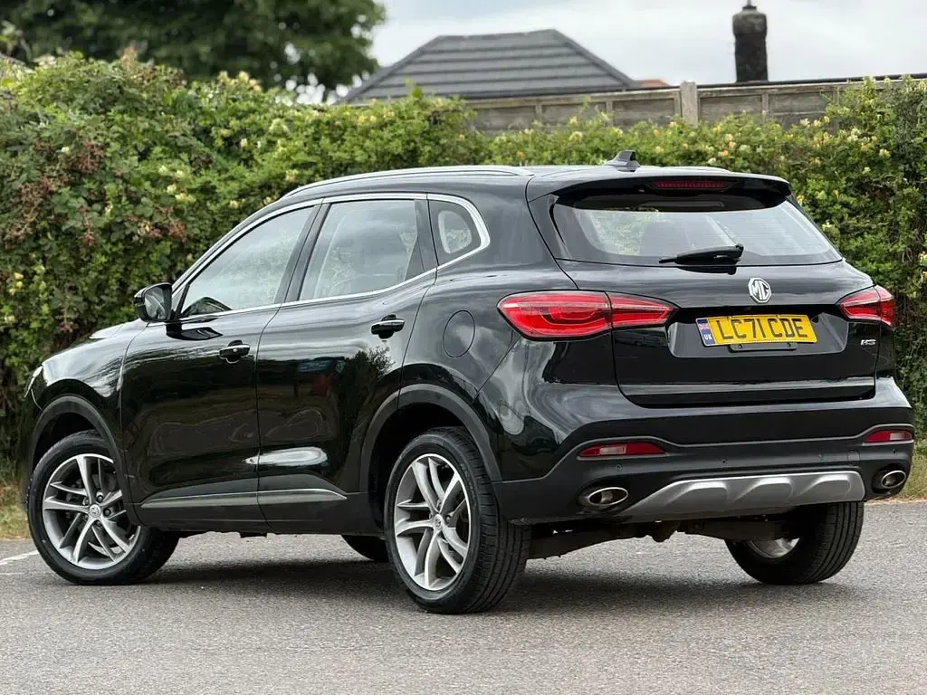 Used MG HS Excite 162 HP (119 kW) 2021 Black SUV