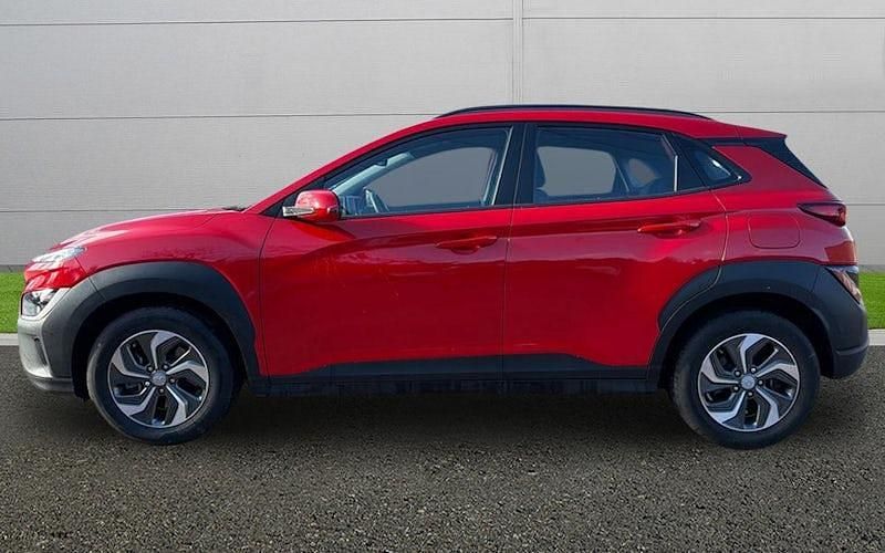Used Hyundai Kona SE 141 HP (103 kW) 2022 Red SUV