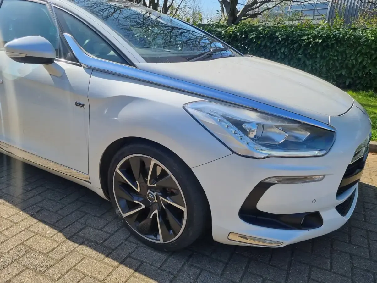 Używany Citroën DS5 2012 Biały Hatchback