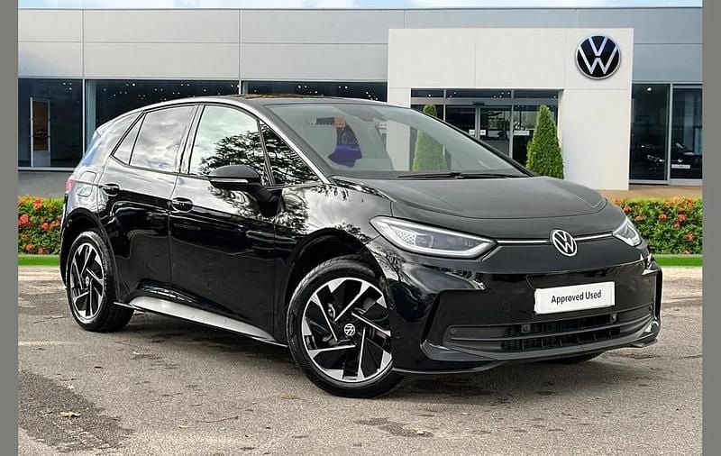 Black Used 2025 VW ID.3 Pro Hatchback | £26,499 (Expensive) - Image 1/4