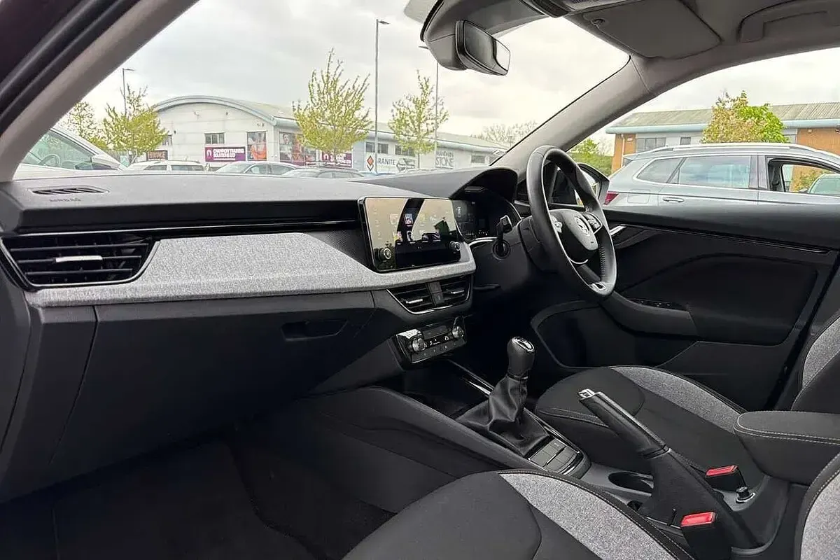 Gebraucht Skoda Scala SE 94 PS (69 kW) 2024 Schwarz Kleinwagen