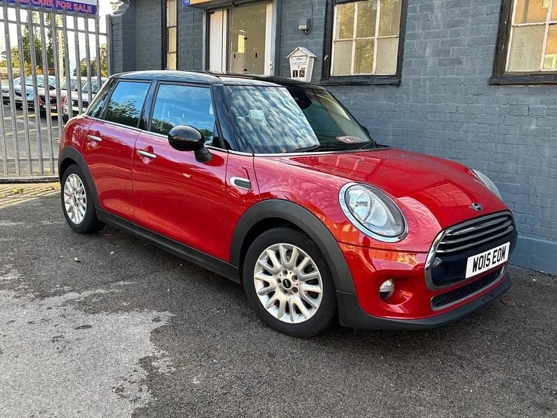 Used Mini Cooper Hatch 2015 Red Hatchback