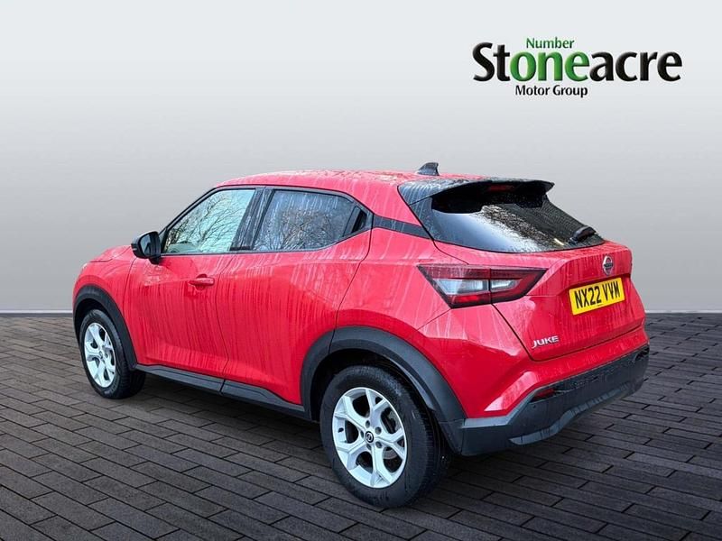Used Nissan Juke N-Connecta 114 HP (83 kW) 2022 Red SUV