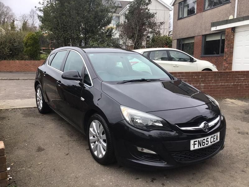 Used Vauxhall Astra 2015 Black Hatchback