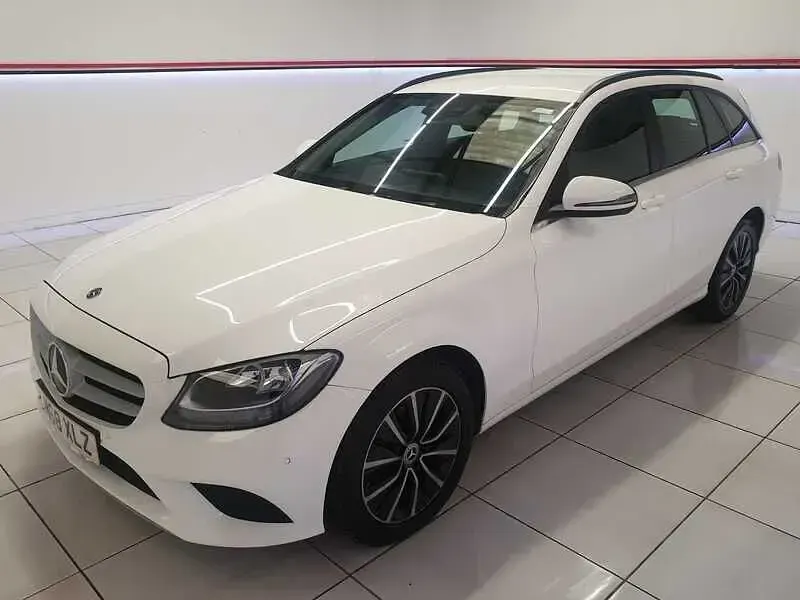 Used Mercedes C200 SE 2018 White Estate