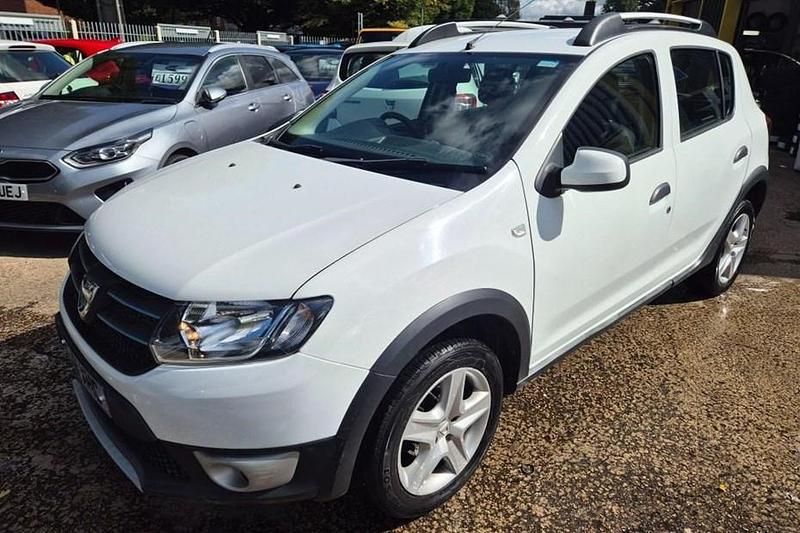 Used Dacia Sandero Lauréate 90 HP (66 kW) 2016