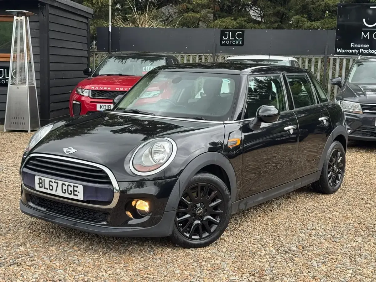 Usado Mini Cooper Hatch 2017 Preto Citadino