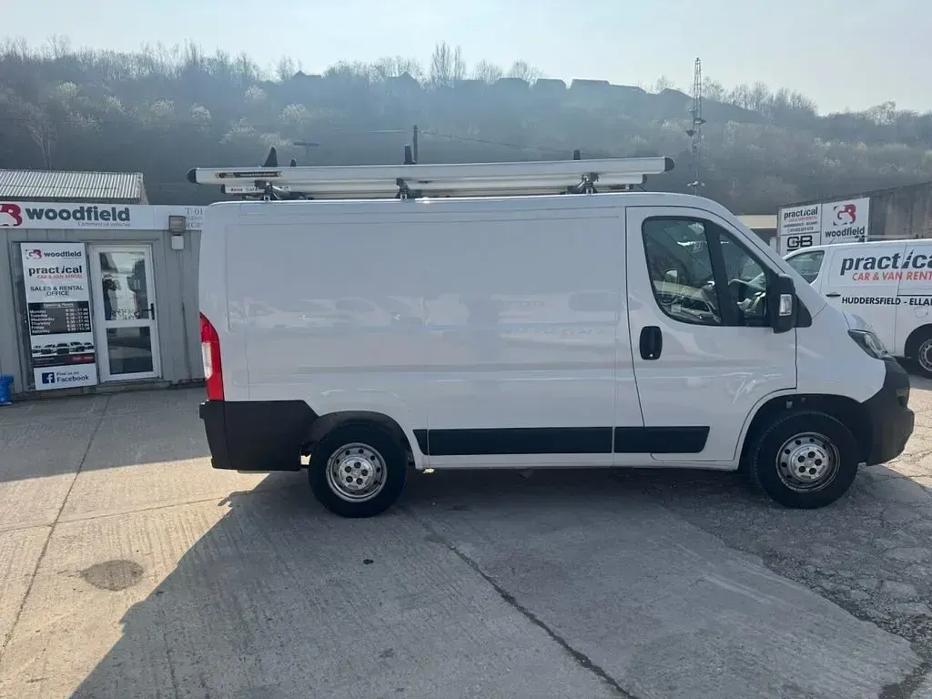 Used Peugeot Boxer S 120 HP (88 kW) 2021 White Van