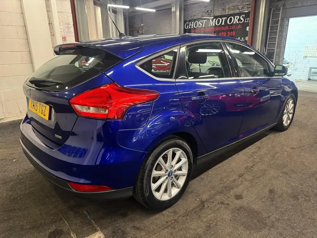 Used Ford Focus Titanium 2015 Blue Hatchback