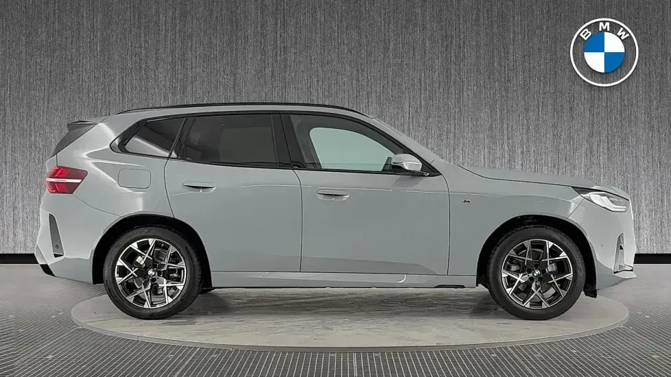 Second-hand BMW X3 M Sport 194 CP (142 kW) 2025 Gri SUV
