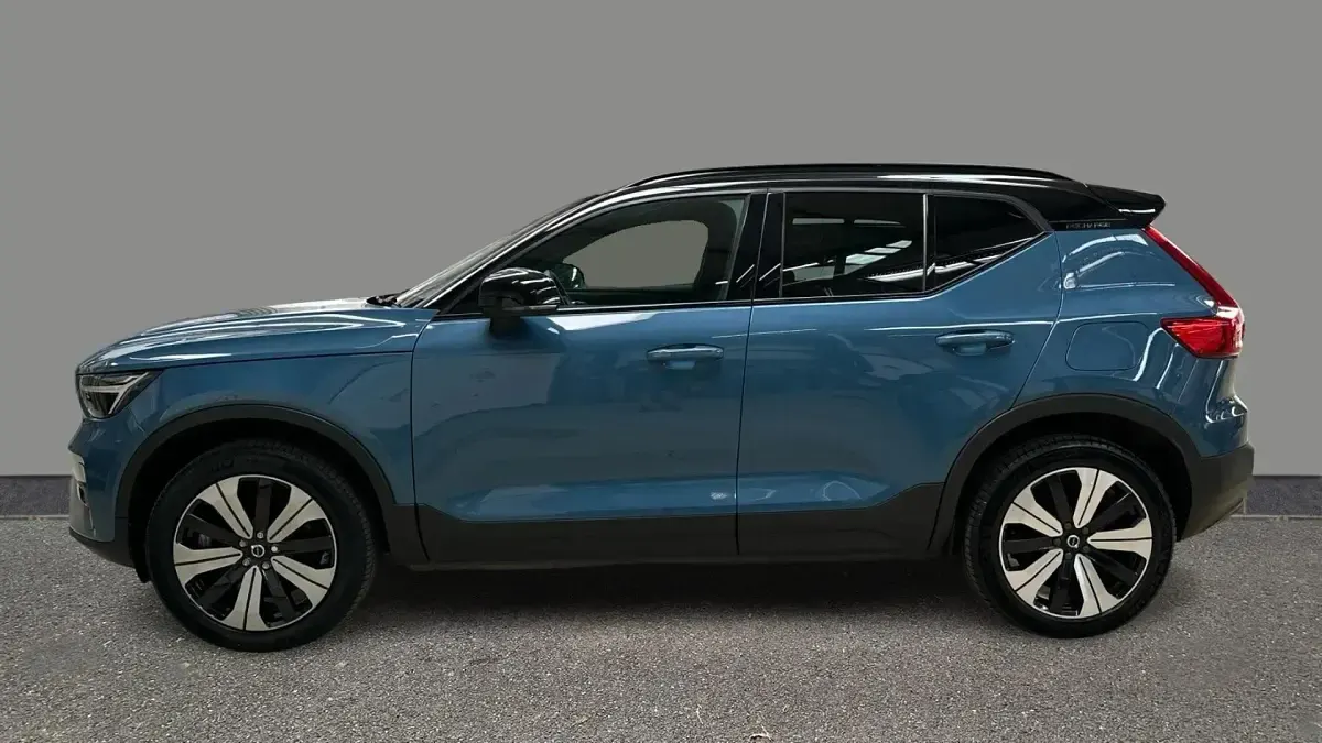 Used Volvo XC40 Plus 300 kW (408 HP) 2023 Blue SUV