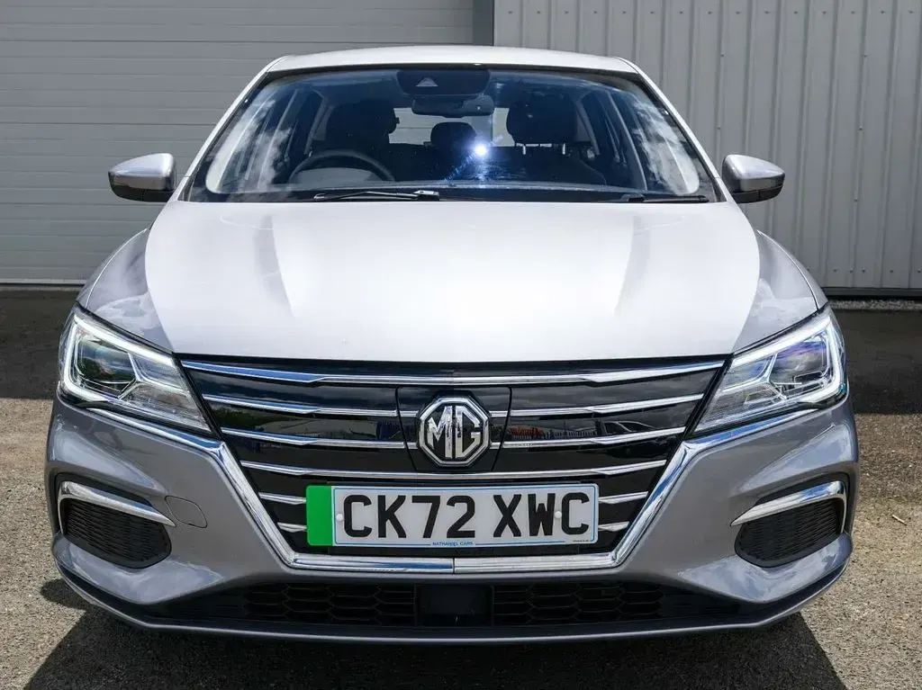 Used MG MG5 EV Excite 114 kW (156 HP) 2022 Silver Estate