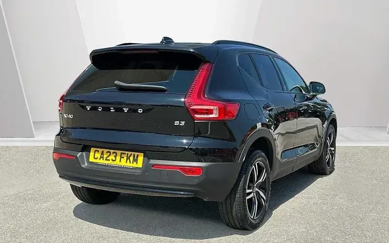 Used Volvo XC40 Plus 163 HP (119 kW) 2026 SUV