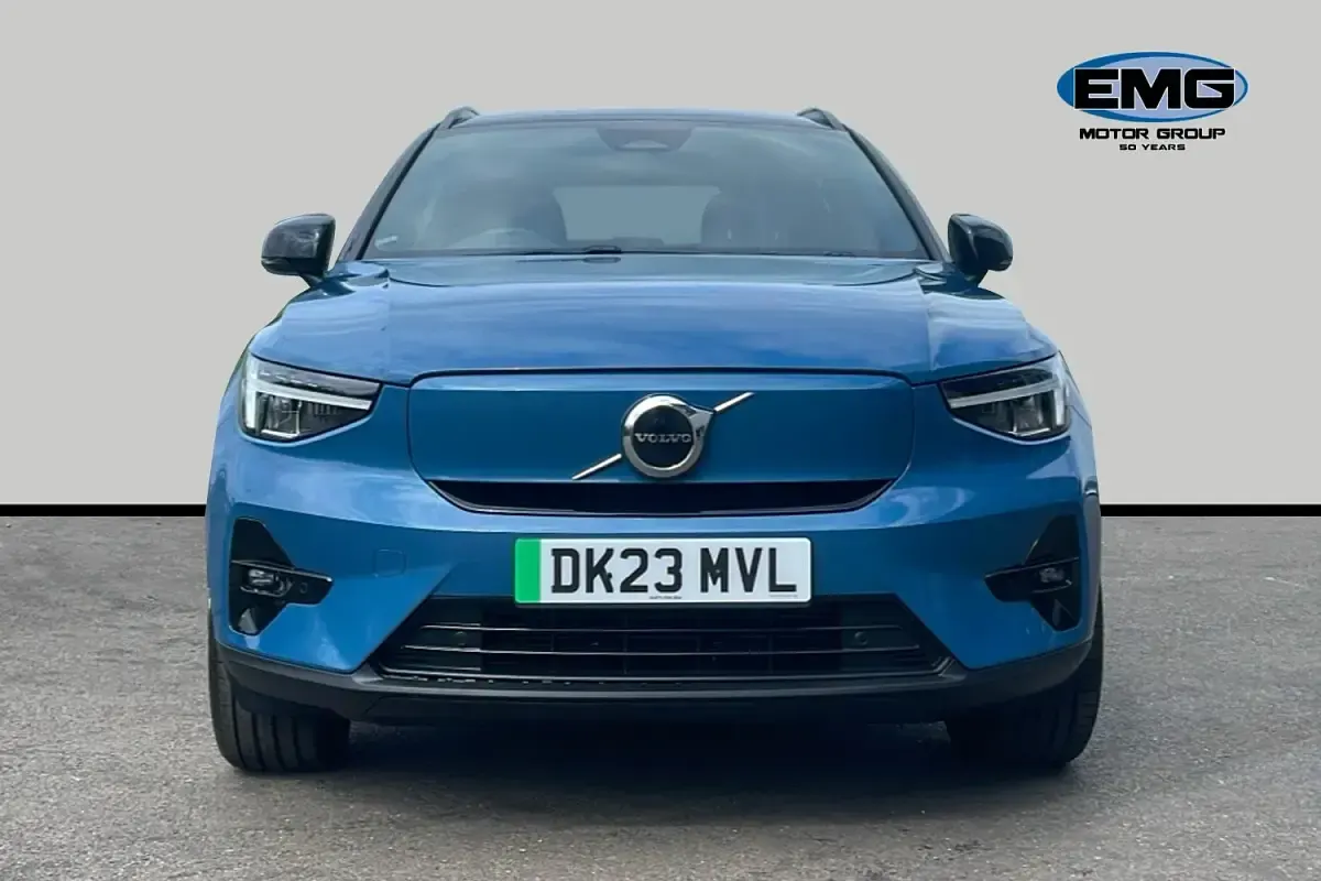 Used Volvo XC40 Plus 169 kW (231 HP) 2023 Blue SUV