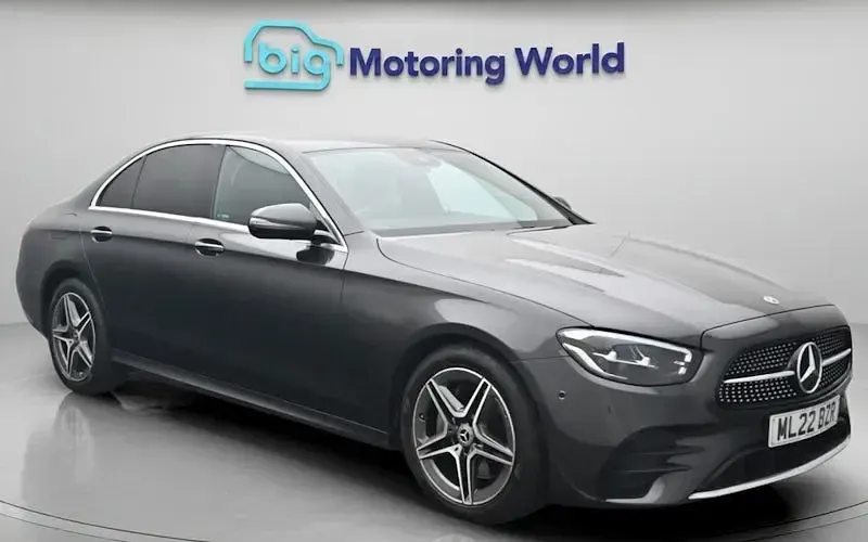 Used Mercedes E200 AMG line 200 HP (147 kW) 2022 Sedan
