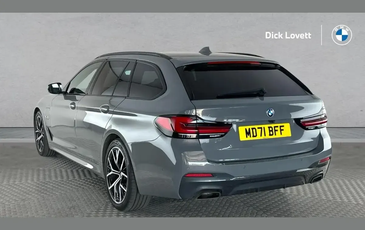 Used BMW 530e M Sport 288 HP (211 kW) 2022 Grey Estate