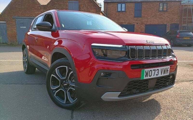 Used 2024 Jeep Avenger EV Summit SUV | £19,475 (A bit pricey) - Image 1/4