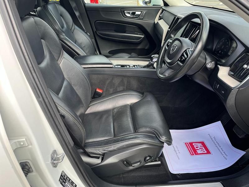 Used Volvo XC60 Inscription 2018 White SUV