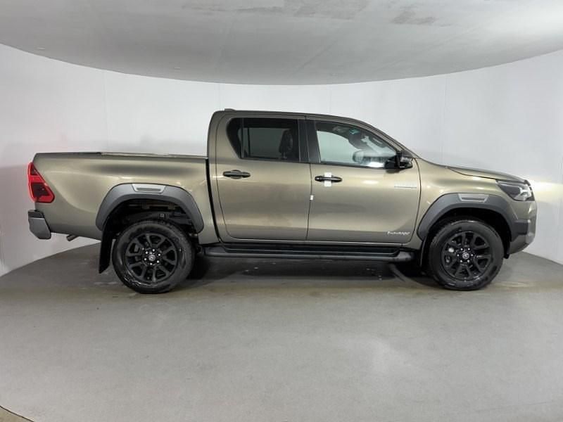 New Toyota HiLux 2026 Brown Pickup
