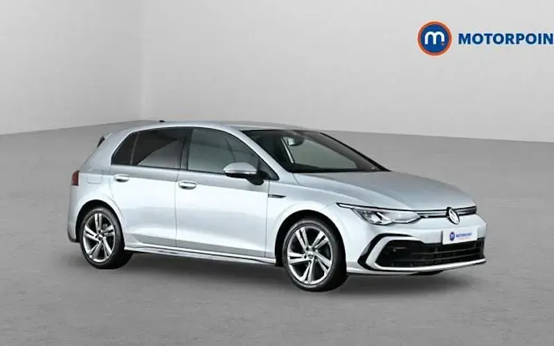 Used VW Golf VIII R-line 150 HP (110 kW) 2024 Hatchback
