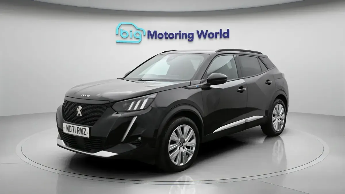 Used Peugeot e-2008 Premium 98 kW (134 HP) 2022 SUV