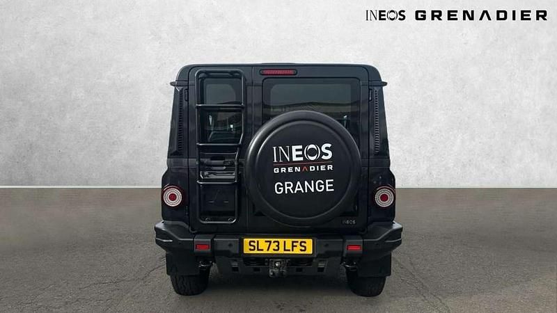 Used Ineos Grenadier 286 HP (210 kW) 2023 Grey MPV