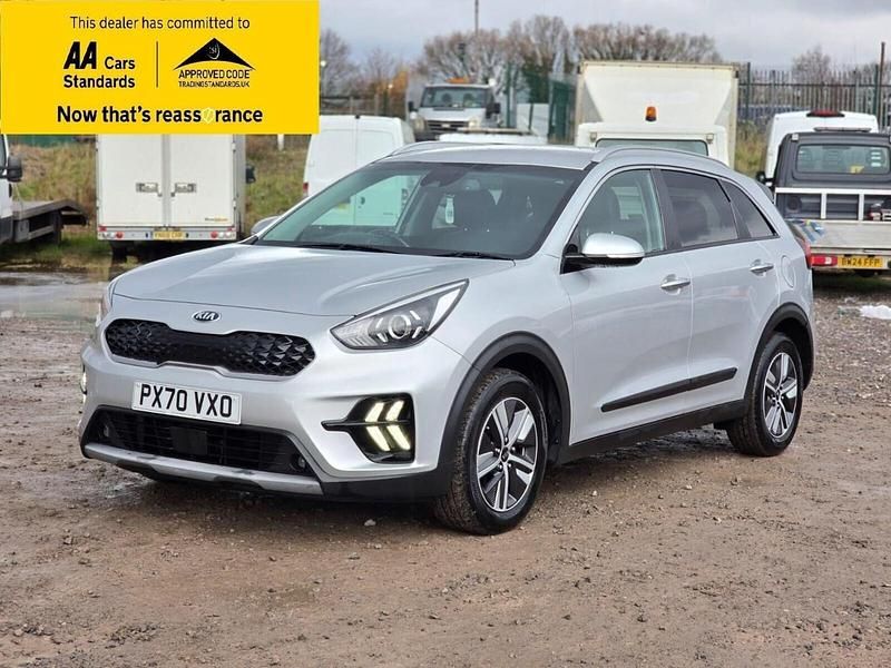 Used Kia Niro 139 HP (102 kW) 2020 Silver SUV