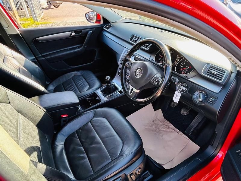 Used VW Passat Executive 2014 Red Estate
