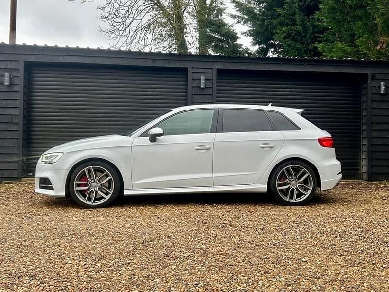 Used Audi S3 Sportback Advanced 310 HP (228 kW) 2018 White Hatchback