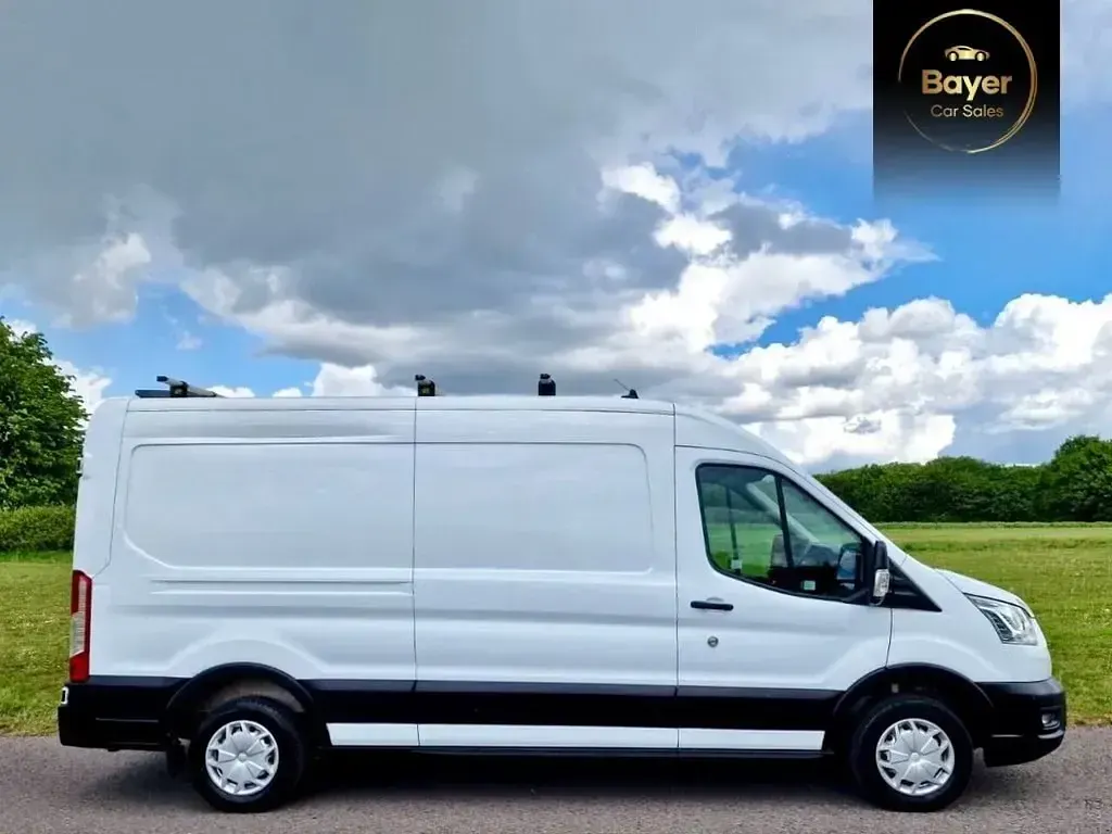 Begagnad Ford Transit Trend 2022 Vit Van