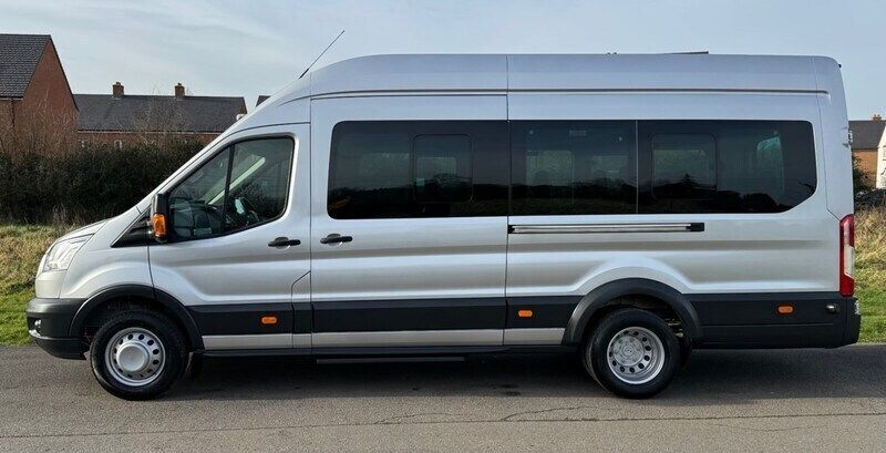 Used Ford Transit Trend 125 HP (91 kW) 2016 Silver MPV