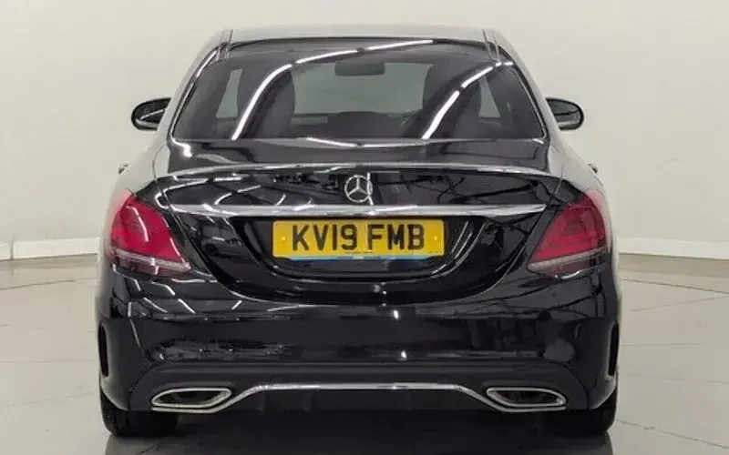 Used Mercedes C200 AMG Line Premium 184 HP (135 kW) 2019 Black Sedan