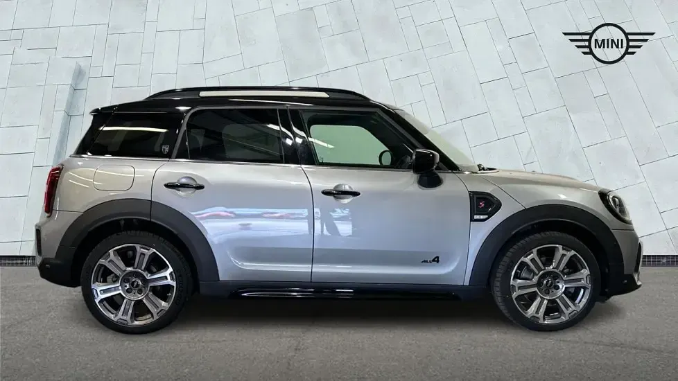 Used Mini Cooper S Countryman Exclusive 176 HP (129 kW) 2023 Silver SUV