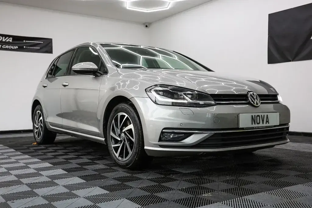 Used VW Golf VII Edition 115 HP (84 kW) 2020 Silver Hatchback