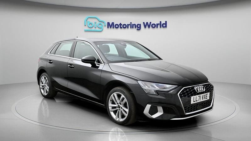 Used Audi A3 Sportback e-tron Sport 201 HP (147 kW) 2021 Hatchback