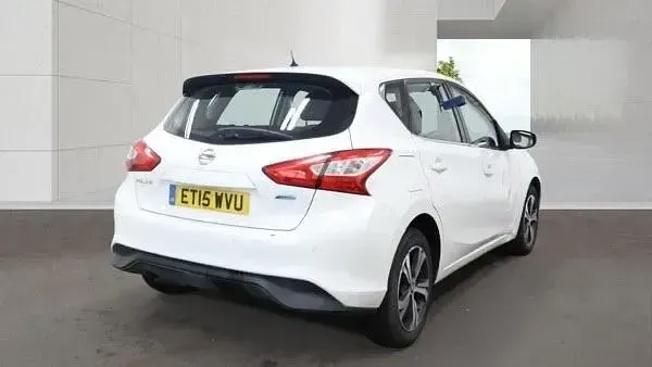 Używany Nissan Pulsar Acenta 110 KM (80 kW) 2015 Biały Hatchback