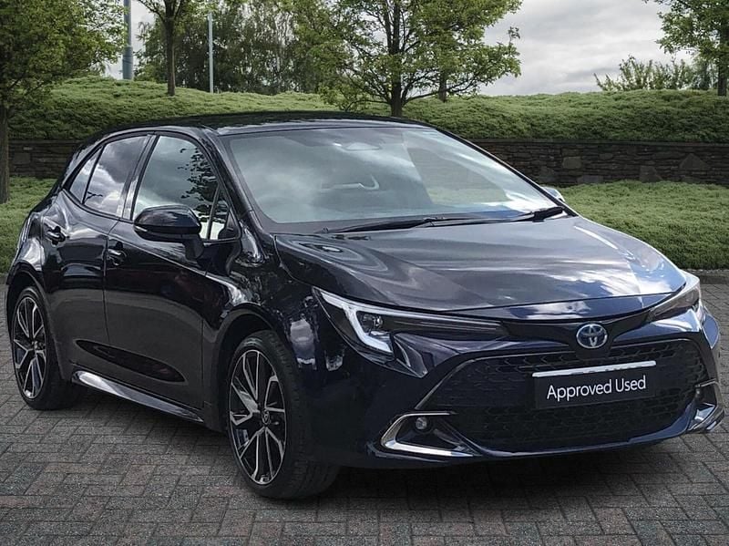 Blue/black Used 2023 Toyota Corolla Hatchback | £22,450 (Fair price) - Image 1/4