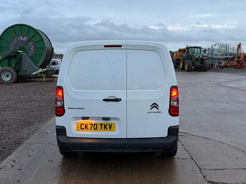 Used Citroën Berlingo Start 75 HP (55 kW) 2020 White MPV