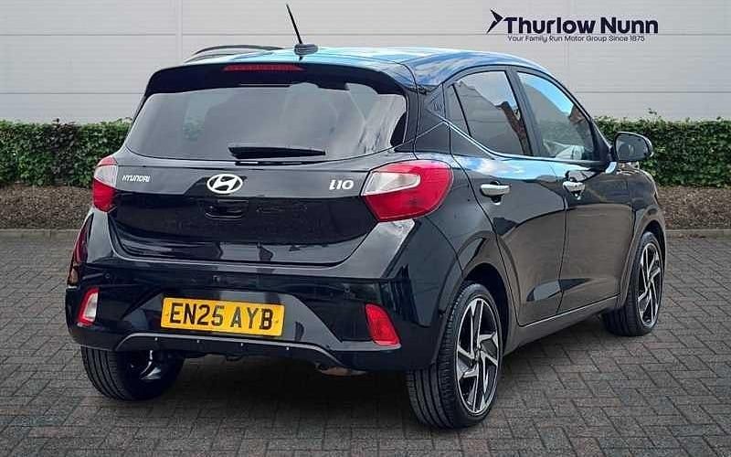 Used Hyundai i10 Premium 63 HP (46 kW) 2025 Black Hatchback