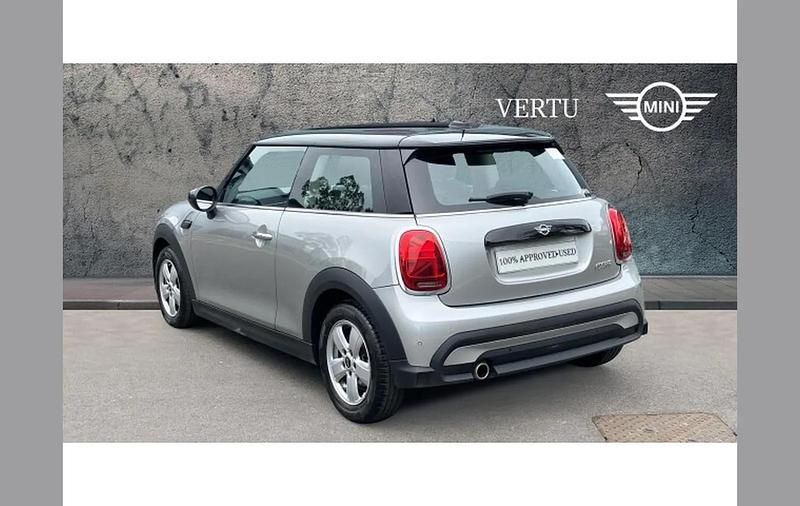 Used Mini Cooper Classic 136 HP (100 kW) 2024 Silver Hatchback