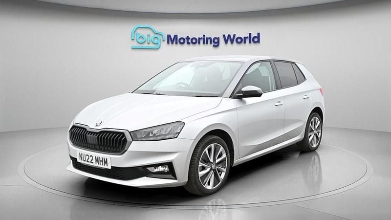 Used Skoda Fabia Colour Edition 110 HP (80 kW) 2022 Silver Hatchback