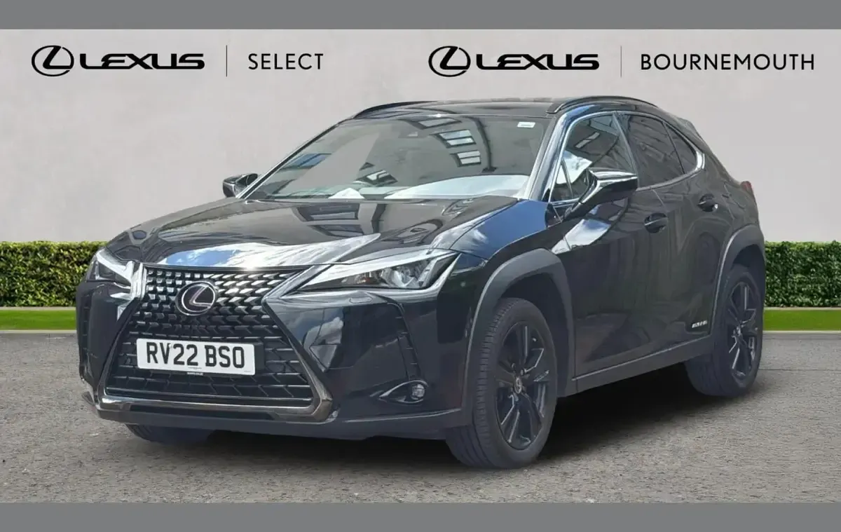 Used Lexus UX 250h 180 HP (132 kW) 2022 Black SUV