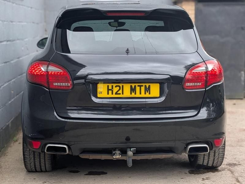 Used Porsche Cayenne 245 HP (180 kW) 2013 Black SUV