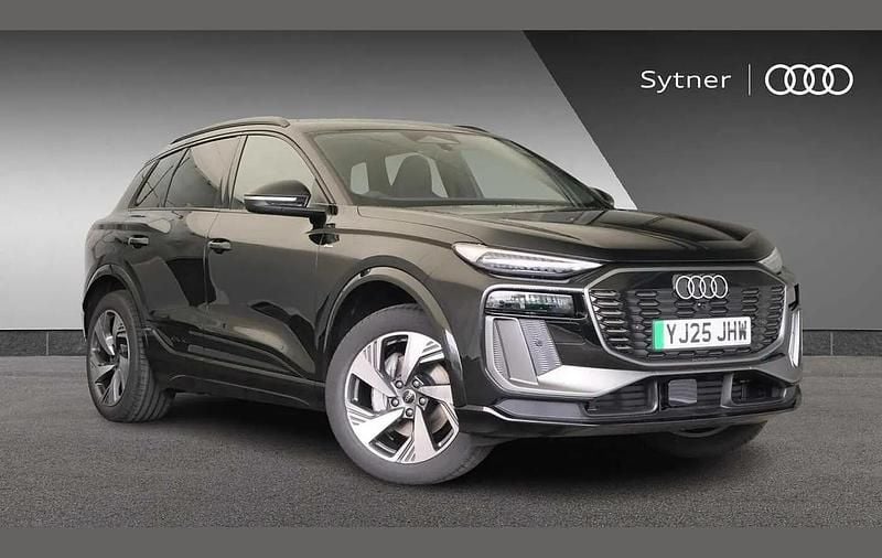 Black Used 2025 Audi Q6 e-tron S-Line SUV | £54,000 (Fair price) - Image 1/4